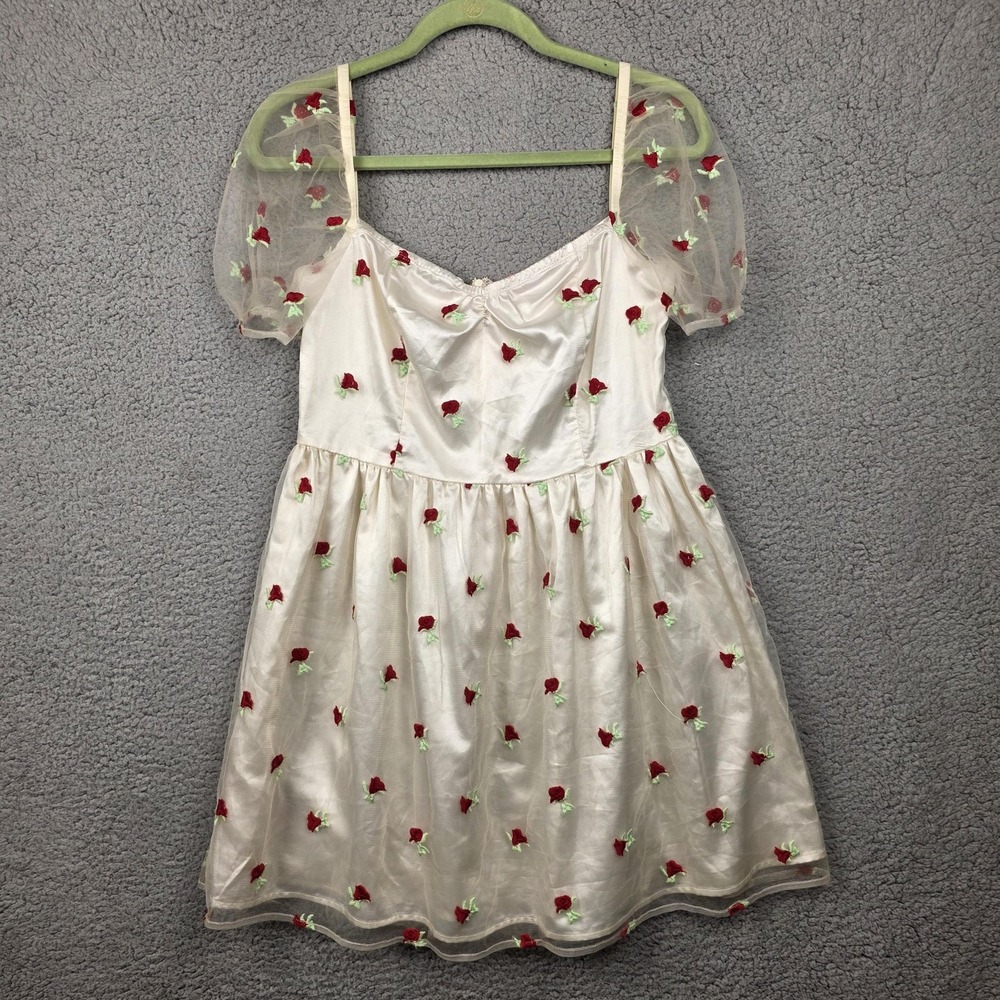 Sugar Thrillz Dress Womens Large White Rose‎ Embroidered Puff Sleeve Fit & Flare